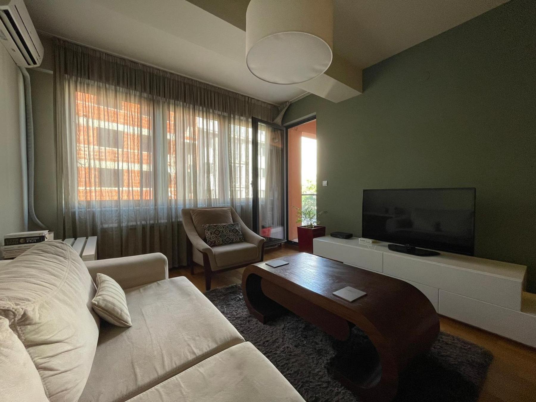 Apartment Center